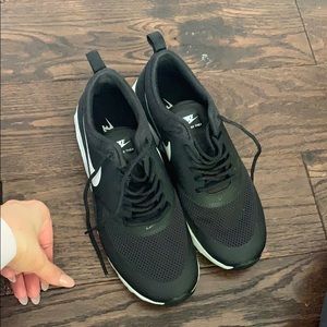 Nike Air Max Thea